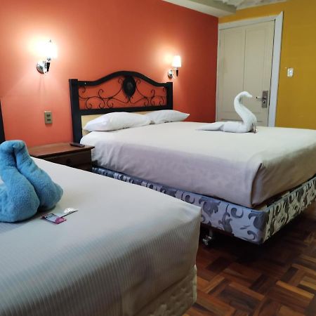 Isabela Hotel Suite ลาปาซ ภายนอก รูปภาพ