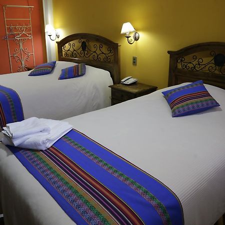 Isabela Hotel Suite ลาปาซ ภายนอก รูปภาพ