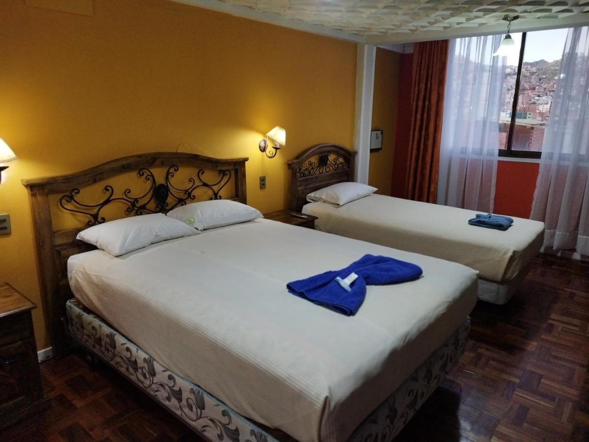 Isabela Hotel Suite ลาปาซ ภายนอก รูปภาพ