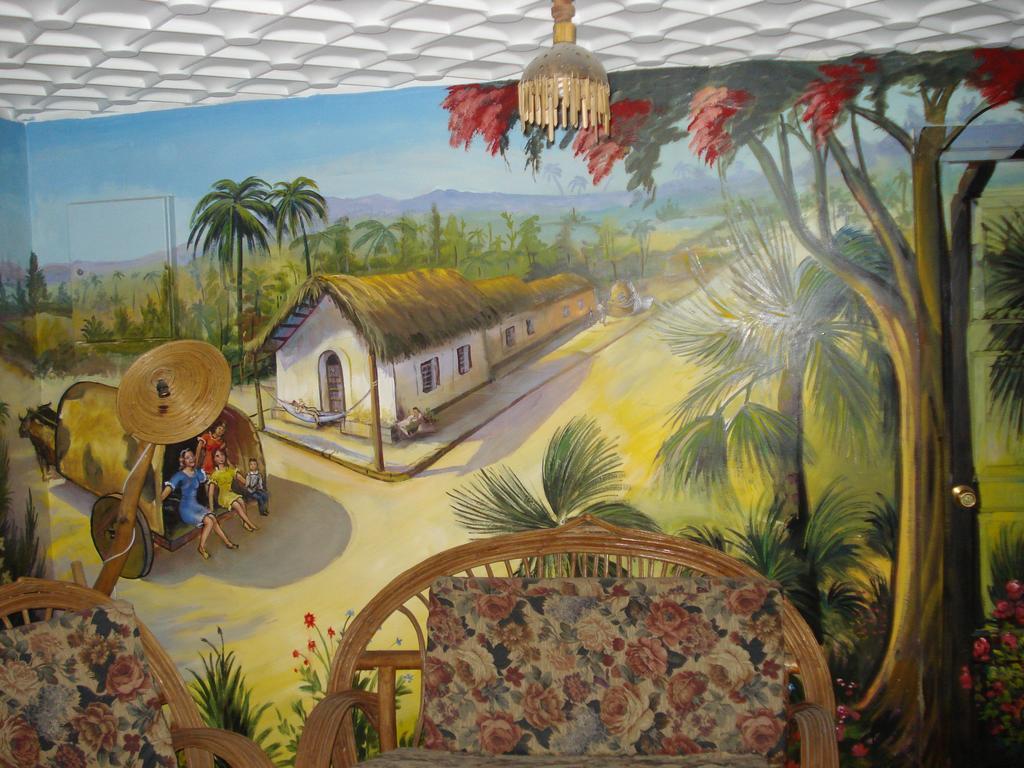 Isabela Hotel Suite ลาปาซ ภายนอก รูปภาพ