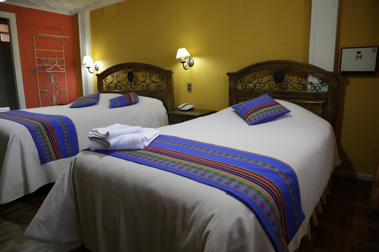 Isabela Hotel Suite ลาปาซ ภายนอก รูปภาพ
