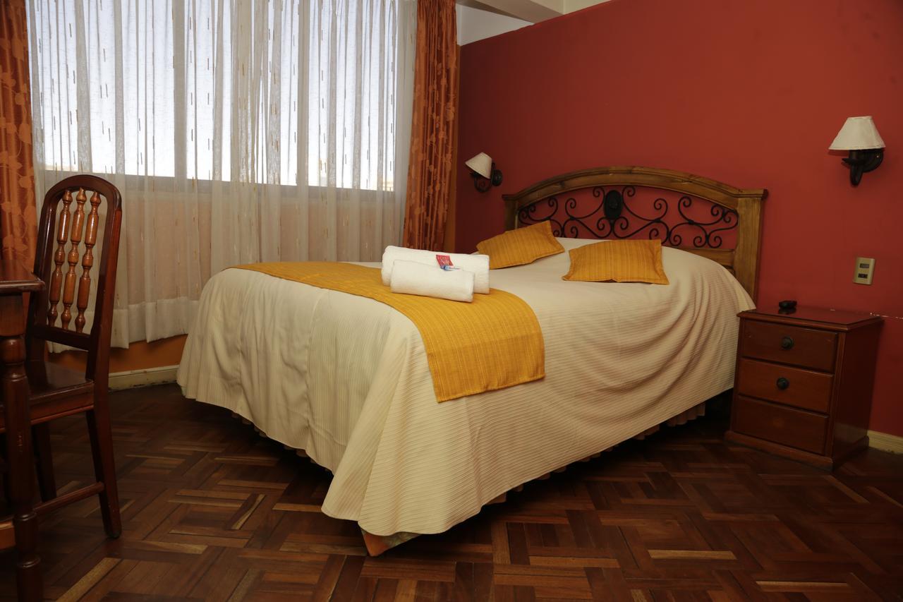 Isabela Hotel Suite ลาปาซ ภายนอก รูปภาพ